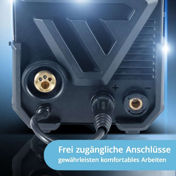 Anschlüsse auf der Rückseite eines Schweißgeräts