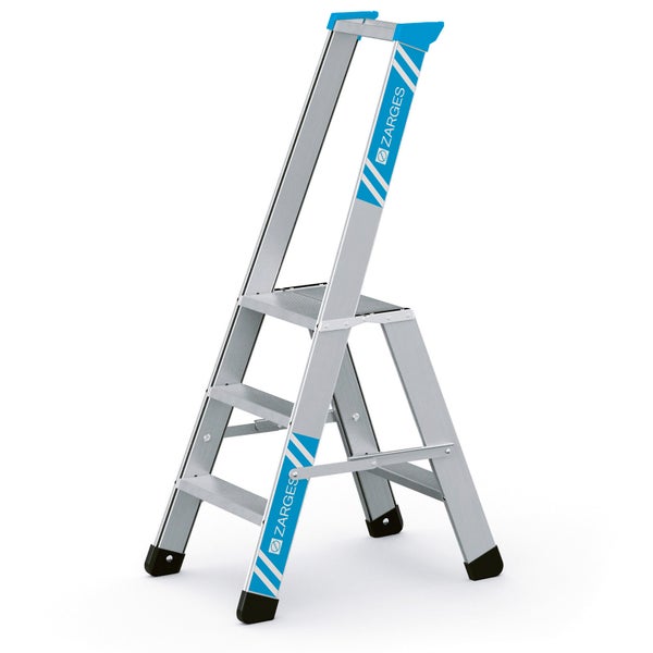 Aluminium-Stufenleiter mit drei Stufen und Zarges Logo