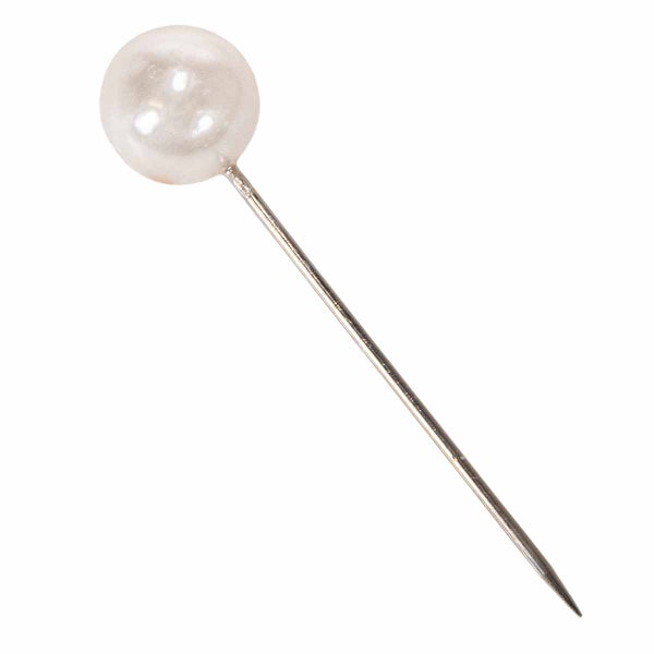 Eine einzelne Stecknadel mit einem runden Perlenkopf aus Metall