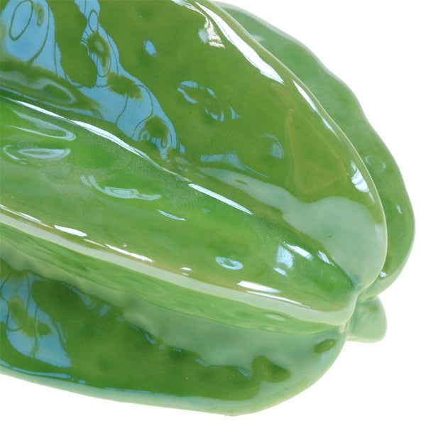 Dekorative grüne Paprika aus Keramik