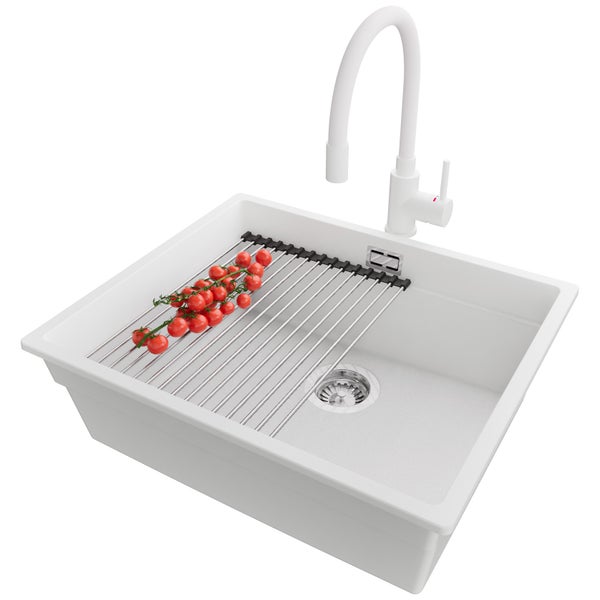 Spüle mit Abtropfgitter, Armatur und Tomatenrispe