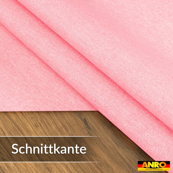 Detailaufnahme eines rosa Stoffes in Feinleinen-Optik mit Schnittkante und ANRO Deutsche Manufaktur Logo.