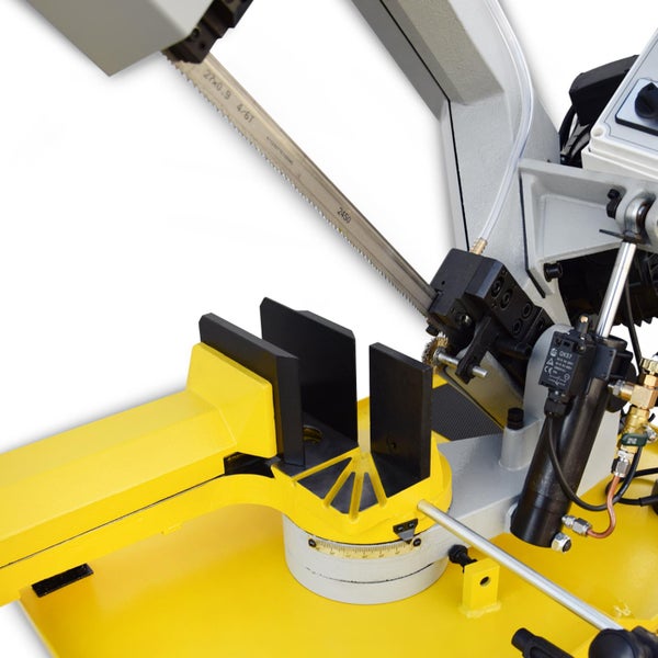 Bandsäge im Detailansicht