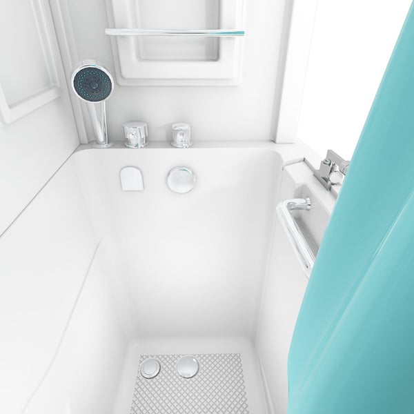 Moderne weiße Sitzbadewanne mit verchromter Handbrause, zwei Bediengriffen, einem Haltegriff aus Metall und einem türkisfarbenen Duschvorhang.