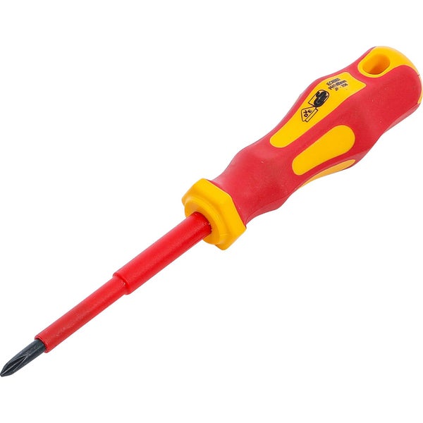 Eine Knipex Zange wird verwendet, um ein Heizungsrohr zu befestigen.