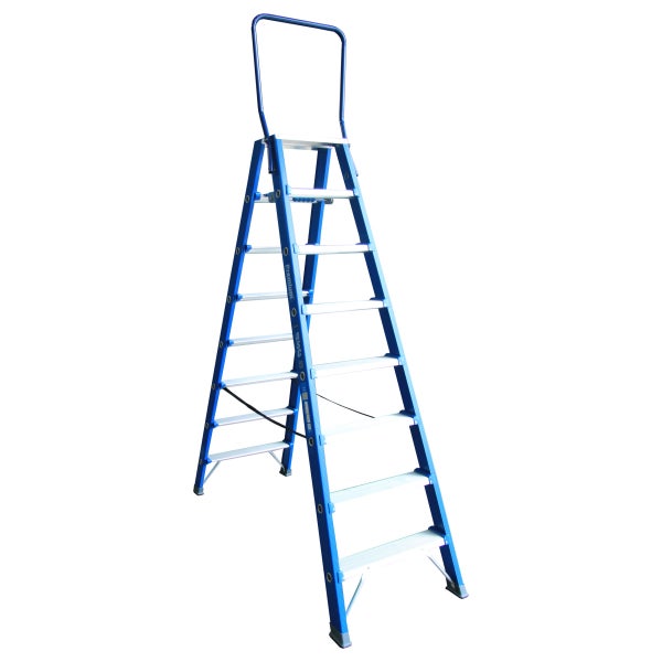 Stehleiter mit Haltebügel