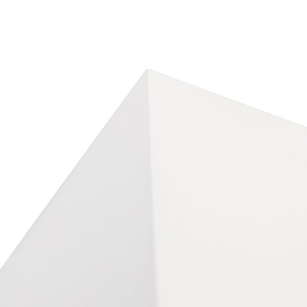 Detailansicht einer weißen Kante