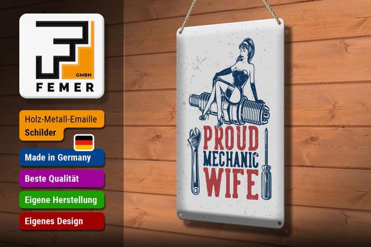 Blechschild Spruch Pinup Proud mechanic wife 20x30cm