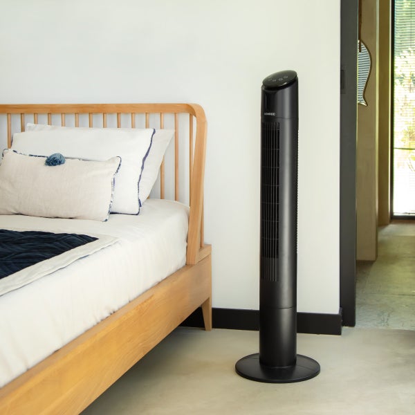 VONROC Hochwertiger Turmventilator – 110 cm – Inklusive Fernbedienung – 3 Geschwindigkeitsstufen – Schwenkfunktion – 15-Stunden-Timer – Schwarz