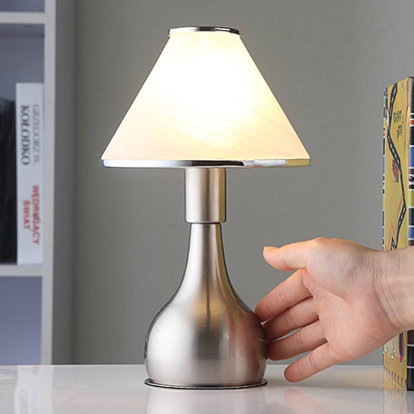 Lindby Tischlampe Ellen (Modern) in Weiß aus Metall (1 flammig, E14) - Nachttischleuchte Schreibtischlampe Nachttischlampe Schlafzimmerleuchte