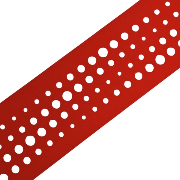 Roter Streifen mit weißen Punkten