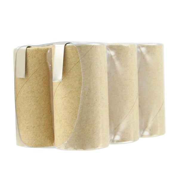 Fliegenfänger in Papphülsen, Packung mit 4 Stück, zur giftfreien Insektenbekämpfung.