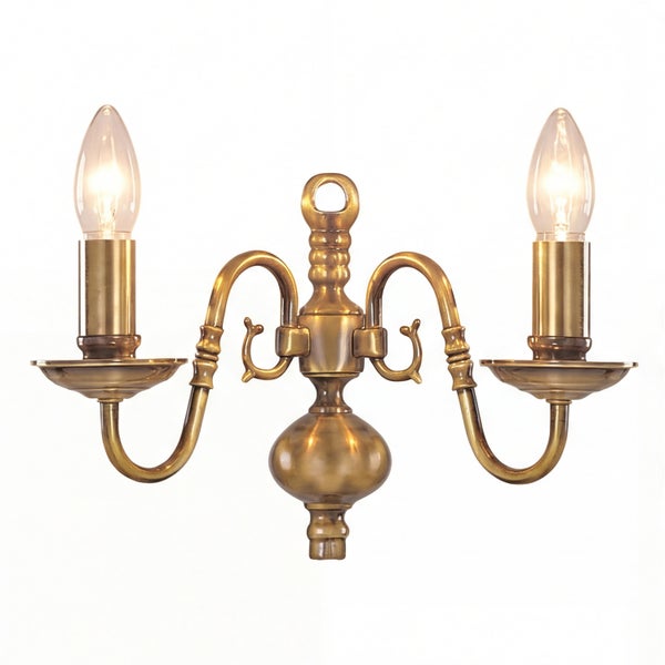 Wandleuchte mit zwei Leuchtenarmen und dekorativen Elementen