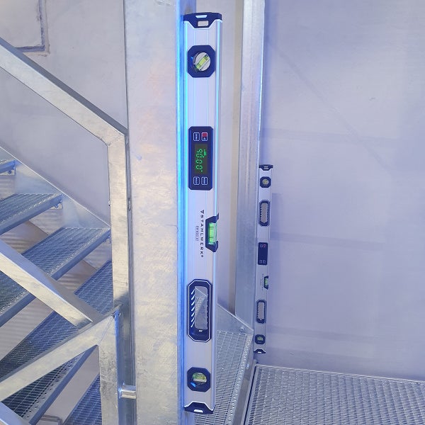 Digitale Wasserwaage DW-800 ST aus Aluminium mit 800 mm Länge