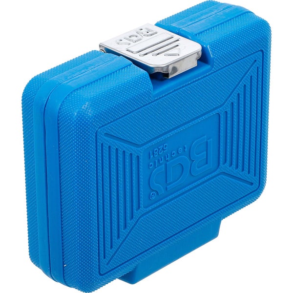 Blauer Werkzeugkoffer aus Kunststoff mit silberfarbenem Verschluss.