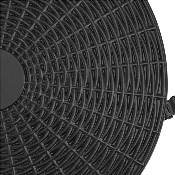 Detailaufnahme eines runden Aktivkohlefilters für Dunstabzugshauben