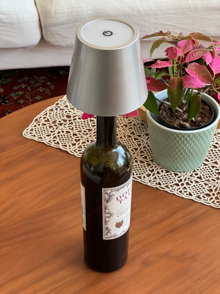LED Lampe Tischlampe Flaschenlampe , Farbe Silber, kabellos, dimmbar, aufladbar USB, zum Aufstecken auf Flaschen für zu Hause, Restaurants, Hotels, Bars