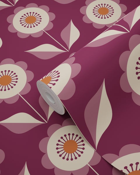 Tapetenrolle mit floralem Muster