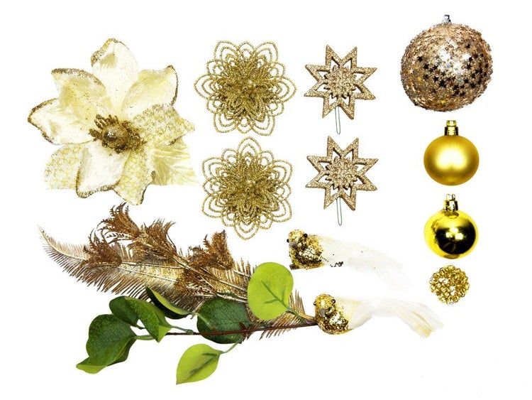 Weihnachtsbaumschmuck Set bestehend aus künstlichen Blumen, Sternen, Weihnachtskugeln, Vögeln und Zweigen als Dekoration.