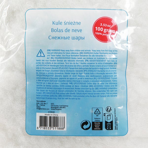 Produktetikett für Kunstschnee aus 100 Prozent Polyester, 100 Gramm Packung, mit Warnhinweisen und Barcode.