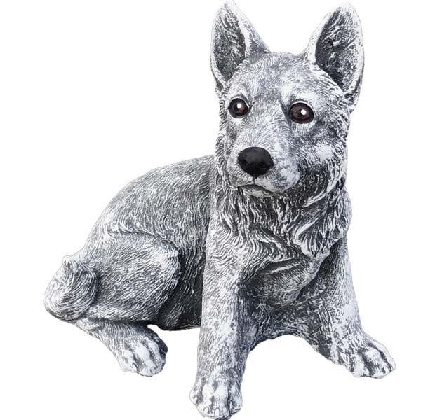 Gartenfigur Hund aus Kunststein in sitzender Position