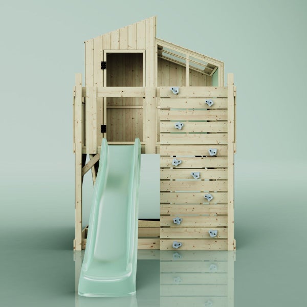 Spielhaus aus Holz mit Rutsche und Kletterwand