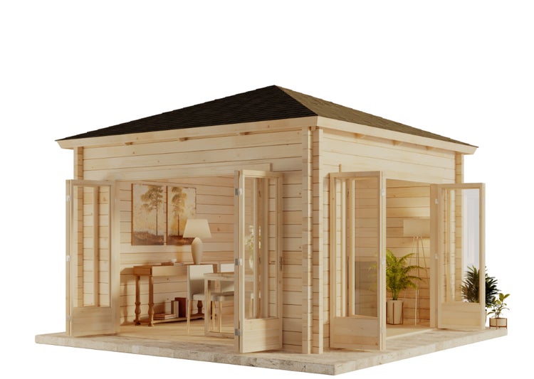 Gartenhaus aus hellem Holz mit Pyramidendach und zwei großen, verglasten Doppelflügeltüren, die den Blick in einen möblierten Innenraum freigeben.