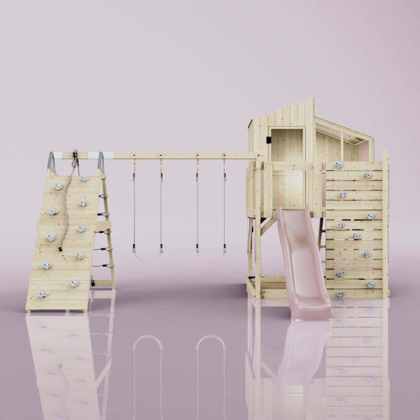 Spielturm aus Holz mit Kletterwand, rosa Rutsche, zwei Schaukeln und erhöhtem Spielhaus.