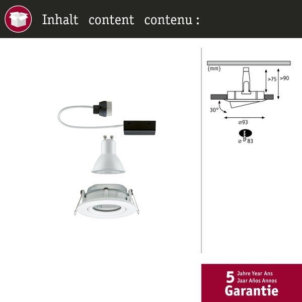 Büro mit Schreibtisch, Bürostuhl, Regalen und Deckenleuchten.