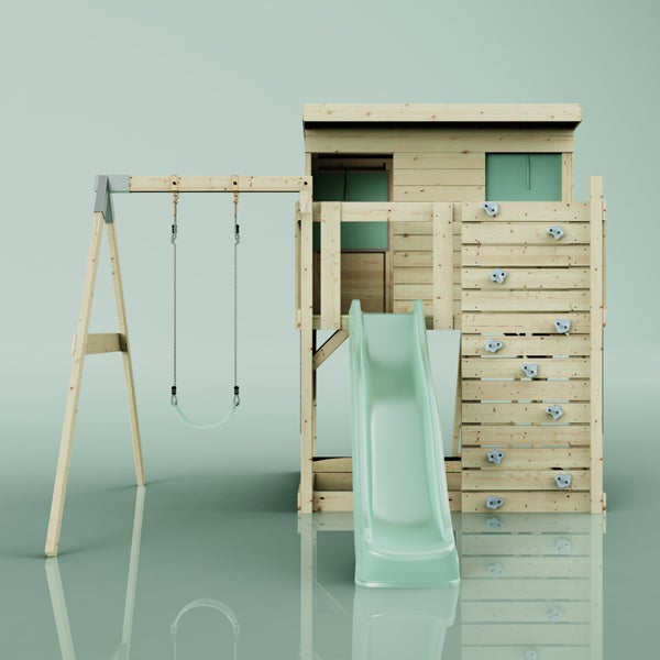 Hecke aus Feldahorn im Garten