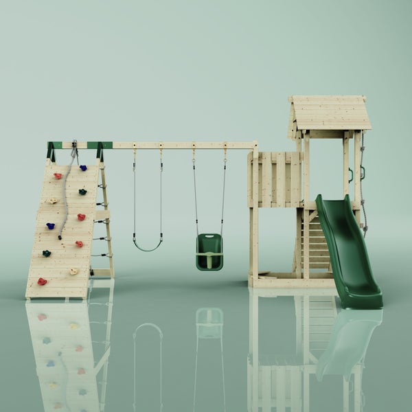Spielplatz mit Schaukeln, Kletterwand und Rutsche aus Holz